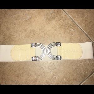 White stretch belt with rhinestone buckle